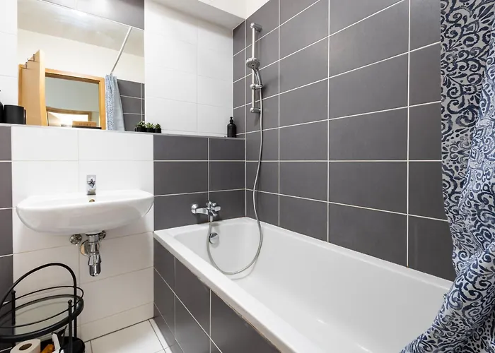 아파트 Elegant & Cozy Urban - Easy Center Access 브라티슬라바