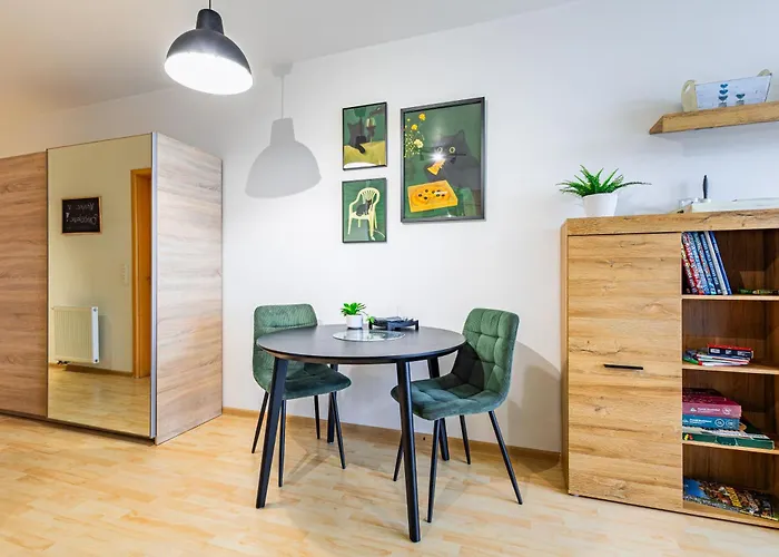 Elegant & Cozy Urban - Easy Center Access Apartman *